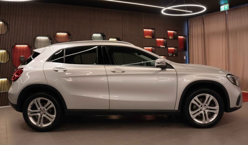 
								Mercedes-Benz GLA 220 4MATIC | 184 ch | LED | Caméra de recul | DAB | Navigation | Keyless | Crochet d’attelage full									