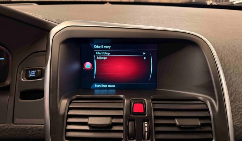
								Volvo XC60 D4 AWD Summum | Cuir | ACC | Chauffage | Crochet | Mémoire | Navigation full									