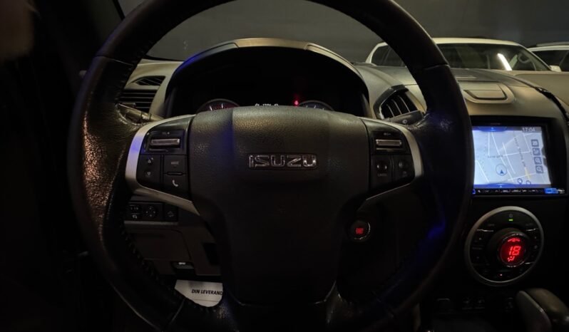 
								Isuzu D-Max Black Edition 1.9 Diesel de 163 ch, année 2018 full									