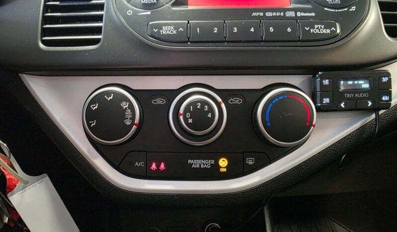 
								Kia Picanto 1.2 essence de 2012 avec boîte automatique, full									