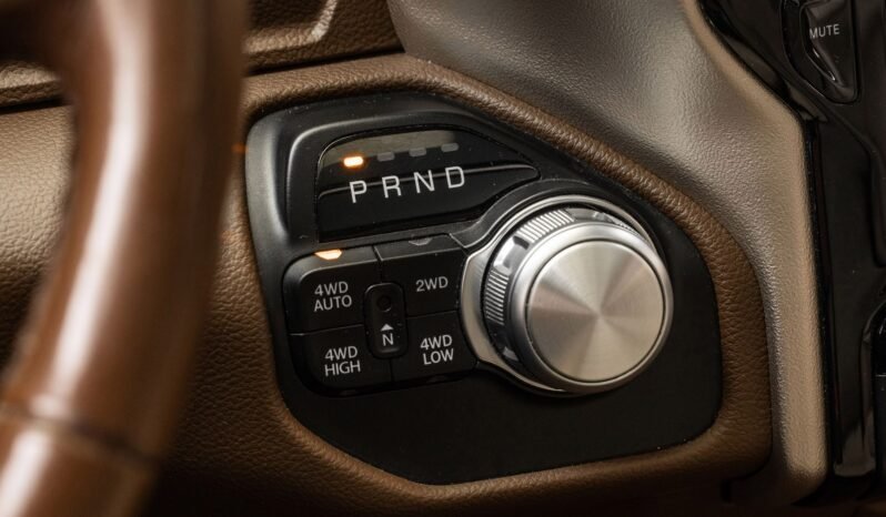 
								🚘 Dodge RAM 1500 Laramie 5.7 V8 HEMI 401 ch – Automatique 4×4 full									