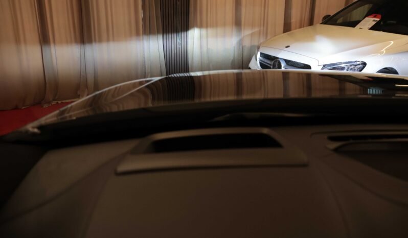
								Volvo XC90 T8 AWD Inscription | 7 Places | Cuir | Air | B&W | ACC | Pano | Crochet full									