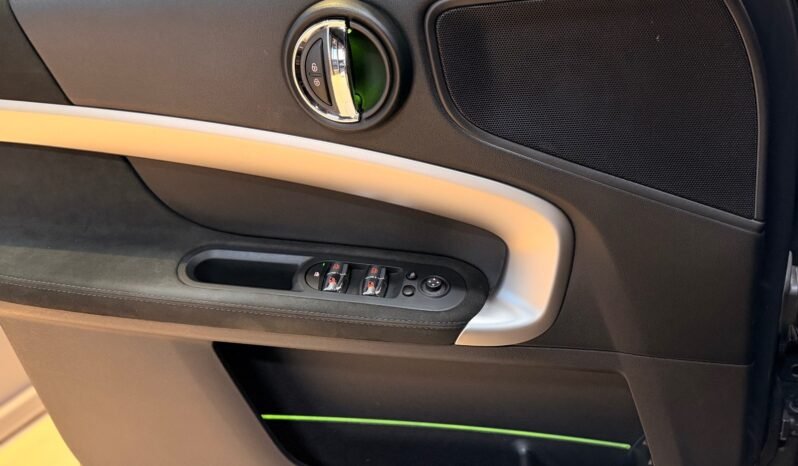 
								MINI Countryman Cooper SE ALL4 MAXIMIZE – H/K – CUIR – ACC – CAMÉRA – LED full									