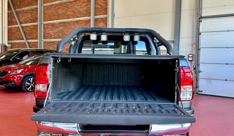 
								Toyota Hilux Arctic Trucks AT37 2018 full									