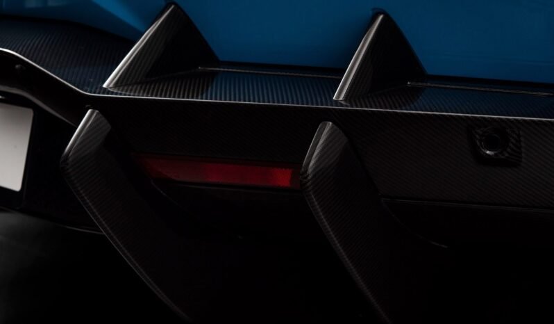 
								Lamborghini Revuelto 6.5 V12 1 015 ch – Blu Cepheus, Ad Personam, Full Carbon, Norvégien full									