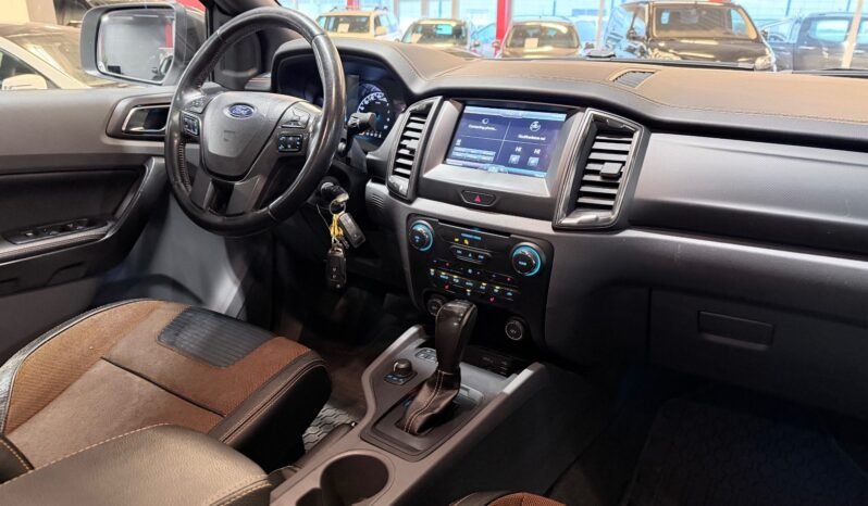 
								Ford Ranger Wildtrak 3.2 TDCi 200 ch full									