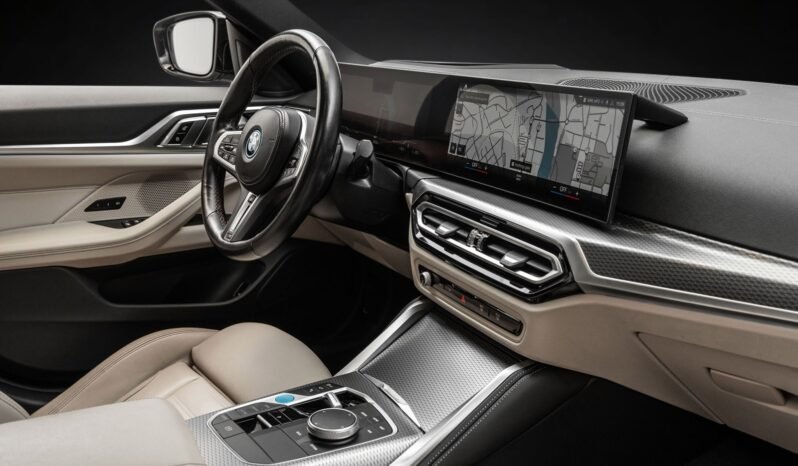 
								🚘 BMW i4 M50 xDrive, 360°, ACC, HUD, Cuir, Laser, Toit ouvrant, Harman Kardon, 498 km WLTP full									
