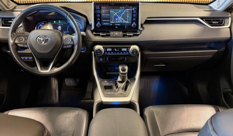 
								Toyota RAV4 Hybrid | Cuir | Navigation | Toit panoramique | Caméra 360° | Sièges ventilés full									