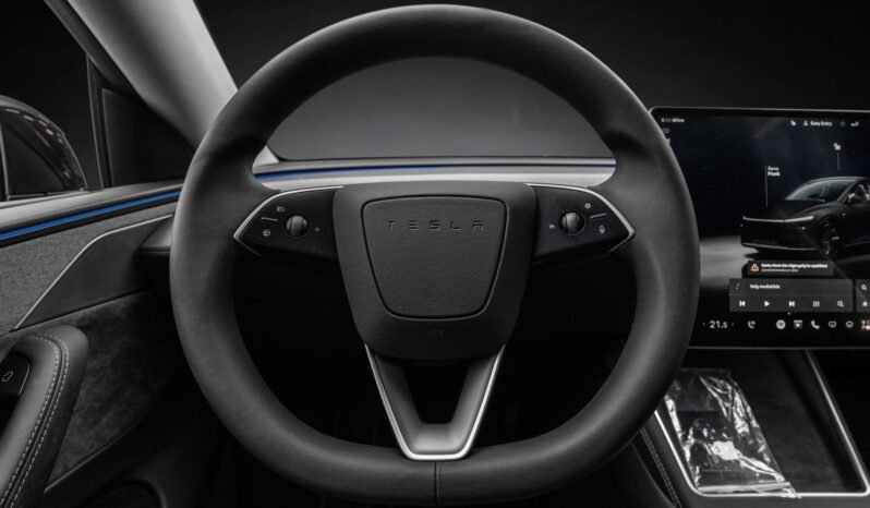 
								Tesla Model Y Long Range AWD Juniper Premium / 514 ch / 600 km WLTP / Sièges ventilés / Premium Audio / Toit panoramique / Norvégien full									