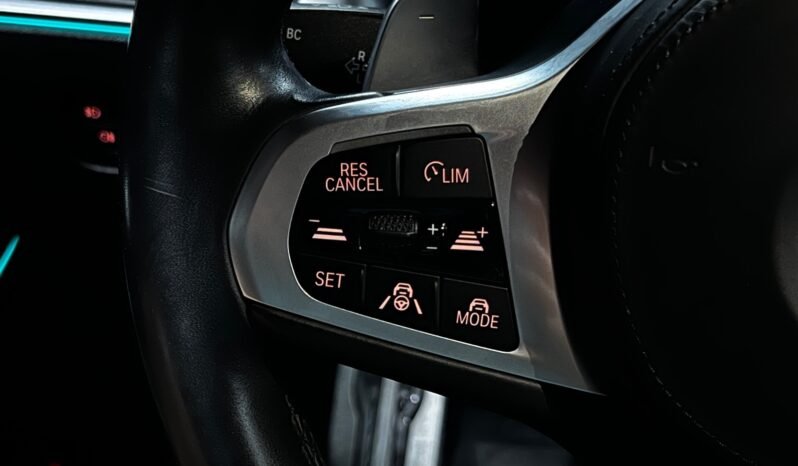 
								BMW 330e M Sport — 2020 full									