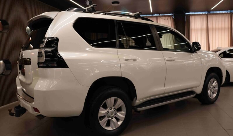 
								Toyota Land Cruiser GX 2.8 D-4D 204 ch | 4×4 | Black Pack | Suspension pneumatique | JBL | ACC | 360° | Garantie 10 ans full									