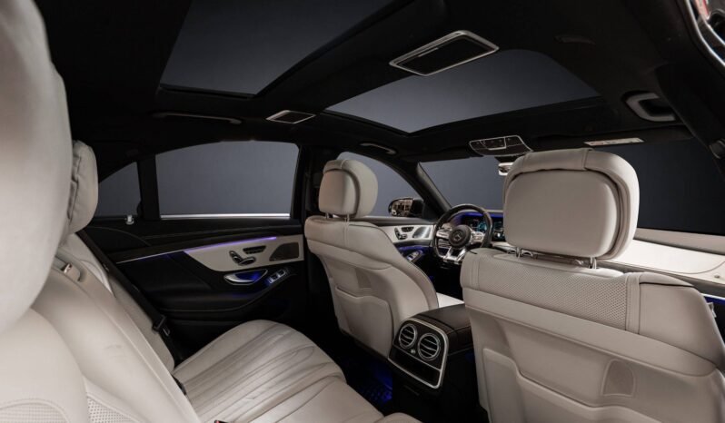 
								Mercedes-Benz S 450 4MATIC AMG | 389 ch | Burmester | Massage | Soft Close | Cuir | ACC | Caméra 360° full									