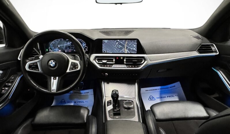 
								BMW 330e 330e/ M-SPORT/ NAVI/ PDC/ FOSSE À COQ VIVANT/ AMBIANT/ full									