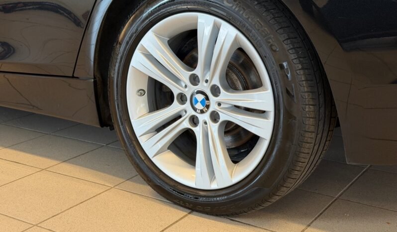 
								BMW 318i 136 ch Automatique — 2018 full									