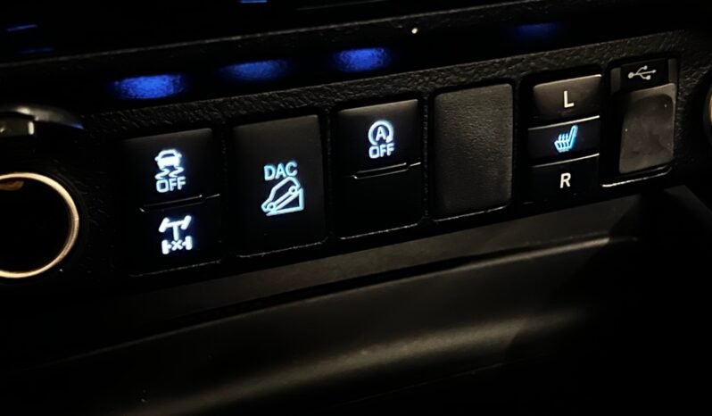 
								Toyota Hilux 2.8D – 204 ch – 4WD – Arctic Trucks – Barre LED 1000 m full									