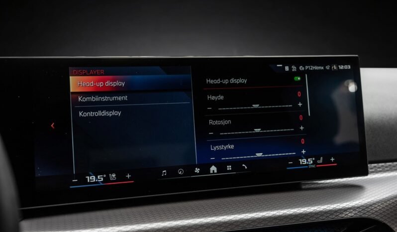 
								BMW i4 M50 xDrive Fully Charged – HUD, Harman Kardon, Cuir, Attelage, Norsk, BSI full									