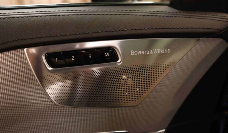 
								Volvo XC90 T8 AWD Inscription | 7 Places | Cuir | Air | B&W | ACC | Pano | Crochet full									