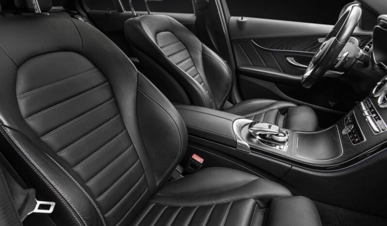 
								Mercedes-Benz C 300 2x AMG, 360°, Distronic, Burmester, Cuir, Toit panoramique, Pack Nuit full									