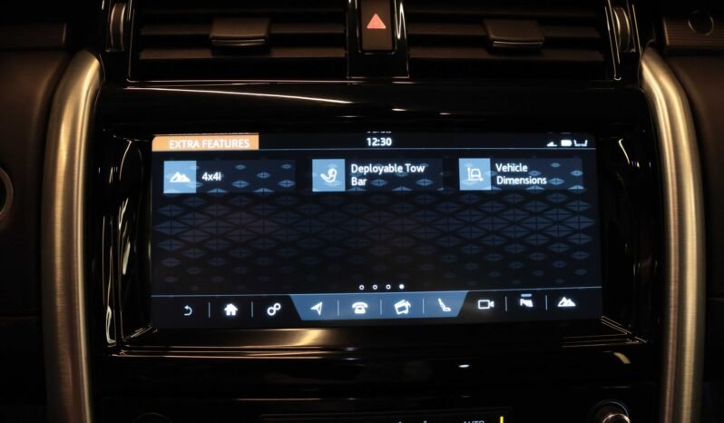 
								Land Rover Discovery 3.0 V6 R-Dynamic HSE 241 ch | Meridian | Webasto | ACC | Caméra | Attelage | Suspension pneumatique full									