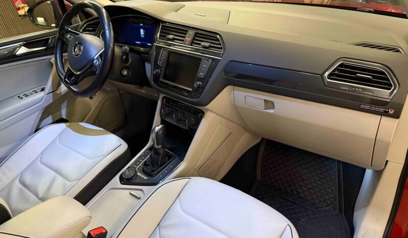 
								Volkswagen Tiguan 1.4 TSI 150 ch 4MOTION DSG | Cuir | Mémoire | Crochet | Webasto | Caméra | Navigation full									