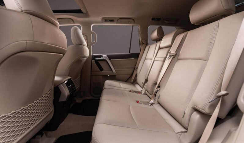 
								Toyota Land Cruiser 2.8 D-4D 204 ch GX | 7 places | Pack Noir | 360° | Cuir | Toit panoramique full									