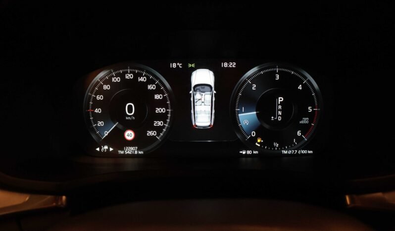 
								Volvo V60 Cross Country D4 190 ch AWD | Momentum | Automatique | Navigation | DAB+ | Chauffage | Crochet | Coffre de toit full									