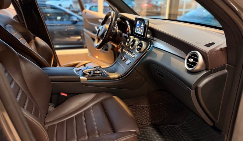 
								Mercedes-Benz GLC 350e 4MATIC AMG – 326 ch, 360°, Burmester, DISTRONIC, AIRMATIC, Pano, Attelage full									