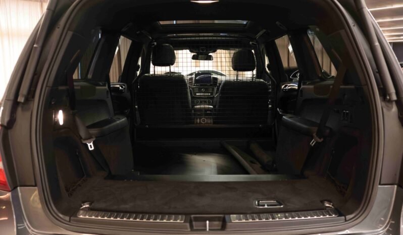 
								Mercedes-Benz GLS 350d 4MATIC AMG | 258 ch | ACC | Harman Kardon | 360° | Pano | Cuir | Crochet full									