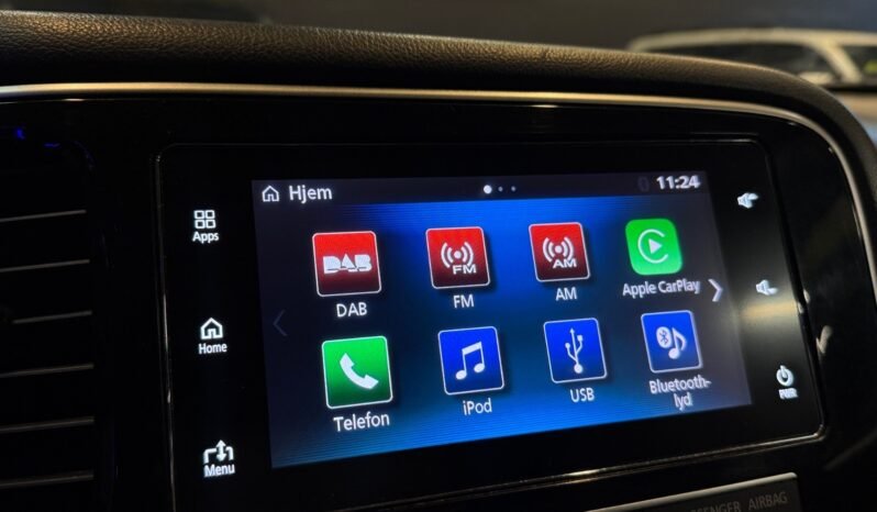 
								Mitsubishi Outlander 1 PROPRIÉTAIRE / PHEV / HYBRIDE / 4×4 / CONDUITE À DROITE / CAMÉRA À DROITE / NEUF UE full									