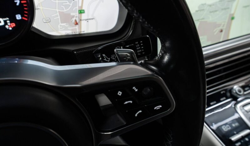 
								Porsche Panamera Turbo 550 ch | Sport Chrono | Burmester | PAW | Essieu arrière directionnel | Soft Close | Night Vision full									