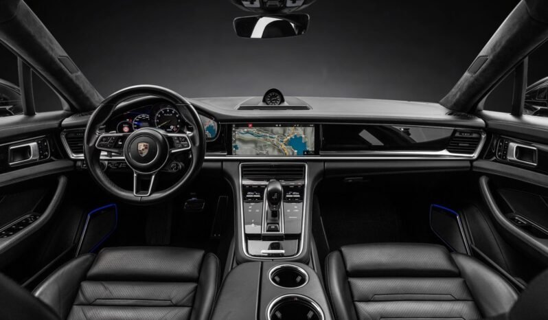 
								Porsche Panamera Turbo S E-Hybrid 680 ch SportDesign / 360° / ACC / Burmester / Toit panoramique / Soft-Close full									