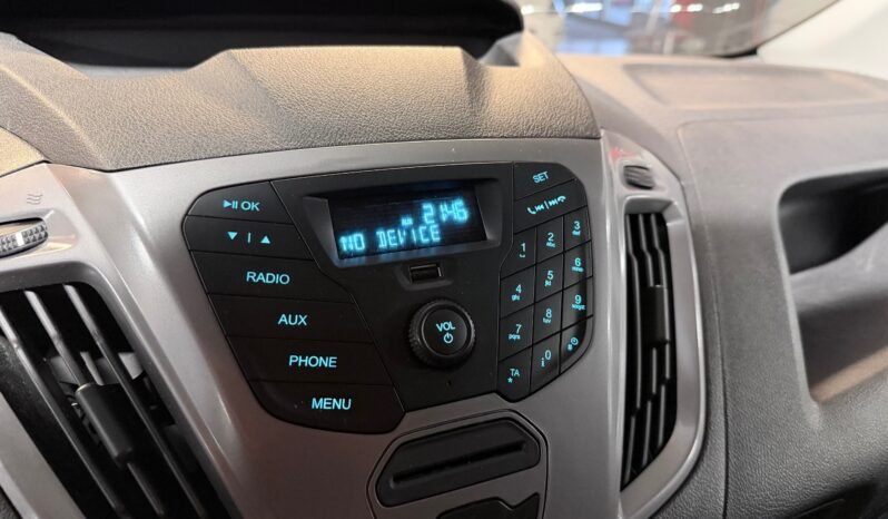 
								Ford Transit Custom 2.0 TDCI 170 ch – Version longue – Attelage crochet full									