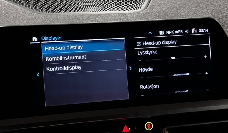 
								BMW 330e M Sport — 2020 full									