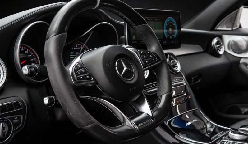 
								Mercedes-Benz C 63 S AMG 510 ch – Performance – CarPlay – LED – Échappement Sport full									
