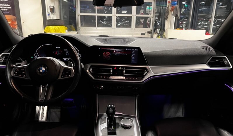 
								BMW 330e M Sport — 2020 full									