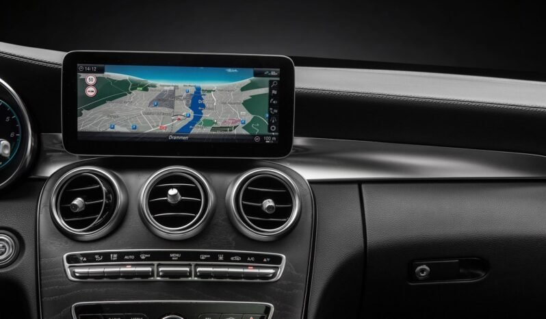
								Mercedes-Benz C 300 2x AMG, 360°, Distronic, Burmester, Cuir, Toit panoramique, Pack Nuit full									
