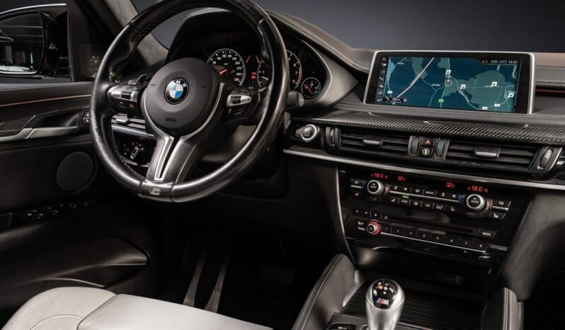 
								BMW X6 M 575 ch | V8 4.4 Bi-Turbo | HUD | Harman Kardon | Toit ouvrant | 360° | Mémoire | Caméra | Cuir full									