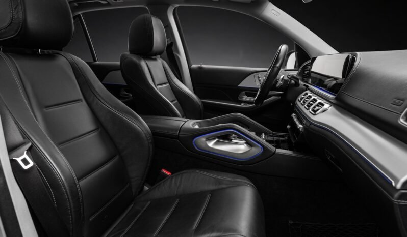 
								Mercedes-Benz GLE 350 de 4MATIC AMG Line / 2x AMG / Affichage tête haute / Premium+ / Burmester / Toit panoramique / Night Package / Hybride rechargeable / Norvégien full									