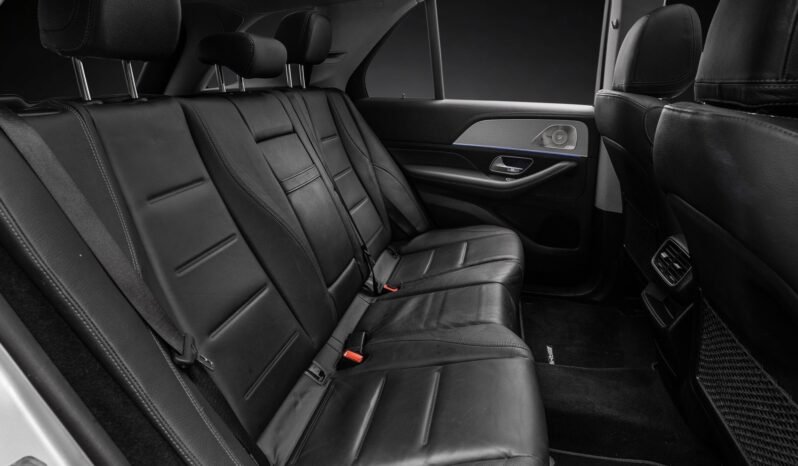 
								Mercedes-Benz GLE 350 de 4MATIC AMG Line / 2x AMG / Affichage tête haute / Premium+ / Burmester / Toit panoramique / Night Package / Hybride rechargeable / Norvégien full									