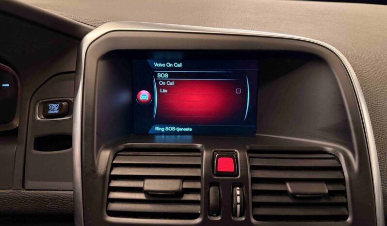 
								Volvo XC60 D4 AWD Summum | Cuir | ACC | Chauffage | Crochet | Mémoire | Navigation full									