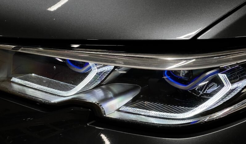 
								BMW 330e M Sport — 2020 full									