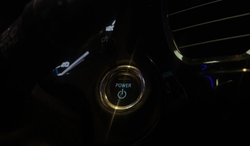 
								Mitsubishi Outlander 1 PROPRIÉTAIRE / PHEV / HYBRIDE / 4×4 / CONDUITE À DROITE / CAMÉRA À DROITE / NEUF UE full									