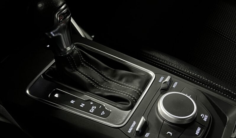 
								Audi Q2 2.0 TDI 190 ch S line quattro — CARPLAY • RÉGULATEUR • NOUVEAU UE full									