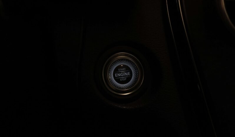 
								Mercedes-Benz C 220 d 4MATIC AMG | Burmester | Pano | Pack Nuit | Attelage | Facelift full									