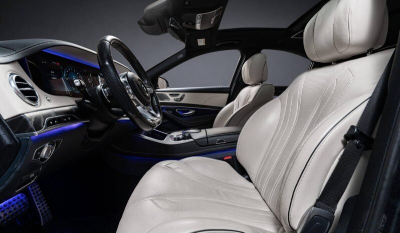 
								Mercedes-Benz S 450 4MATIC AMG | 389 ch | Burmester | Massage | Soft Close | Cuir | ACC | Caméra 360° full									