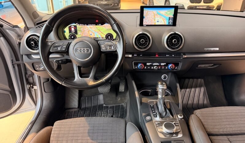 
								Audi A3 e-tron 258 ch – Facelift – Navi – Virtual – Panorama – LED full									