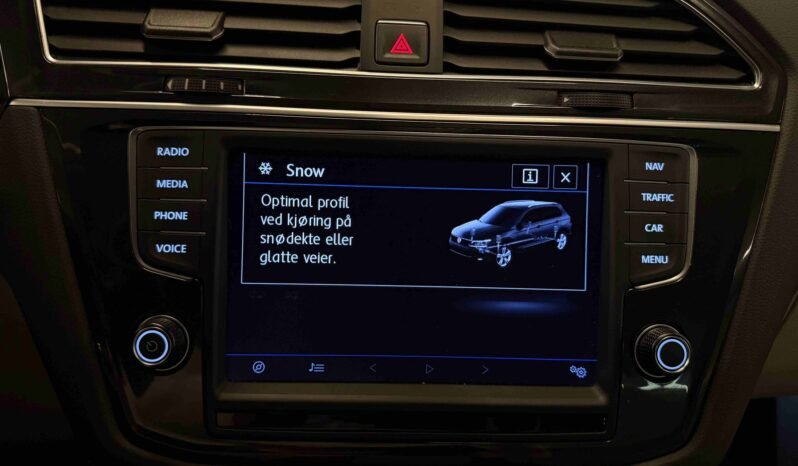 
								Volkswagen Tiguan 1.4 TSI 150 ch 4MOTION DSG | Cuir | Mémoire | Crochet | Webasto | Caméra | Navigation full									