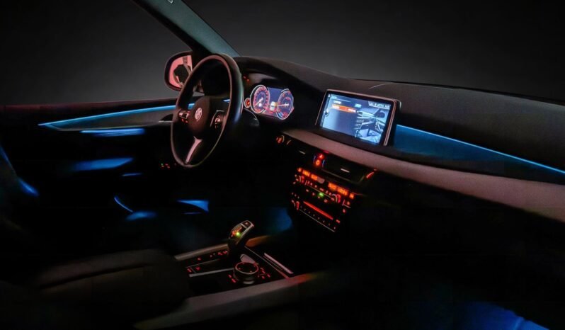 
								BMW X5 30d 258HK M-Sport, Affichage tête haute, Harman Kardon, toit panoramique, Webasto, HFest full									