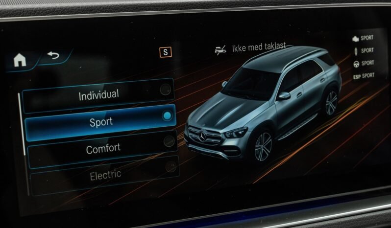
								Mercedes-Benz GLE 350 de 4MATIC AMG Line / 2x AMG / Affichage tête haute / Premium+ / Burmester / Toit panoramique / Night Package / Hybride rechargeable / Norvégien full									
