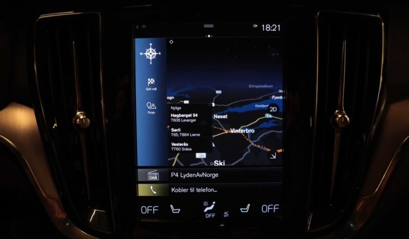
								Volvo V60 Cross Country D4 190 ch AWD | Momentum | Automatique | Navigation | DAB+ | Chauffage | Crochet | Coffre de toit full									